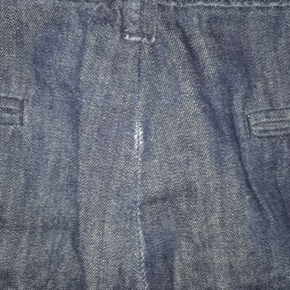 Gap denim size 8 shorts - Picture 3 of 4